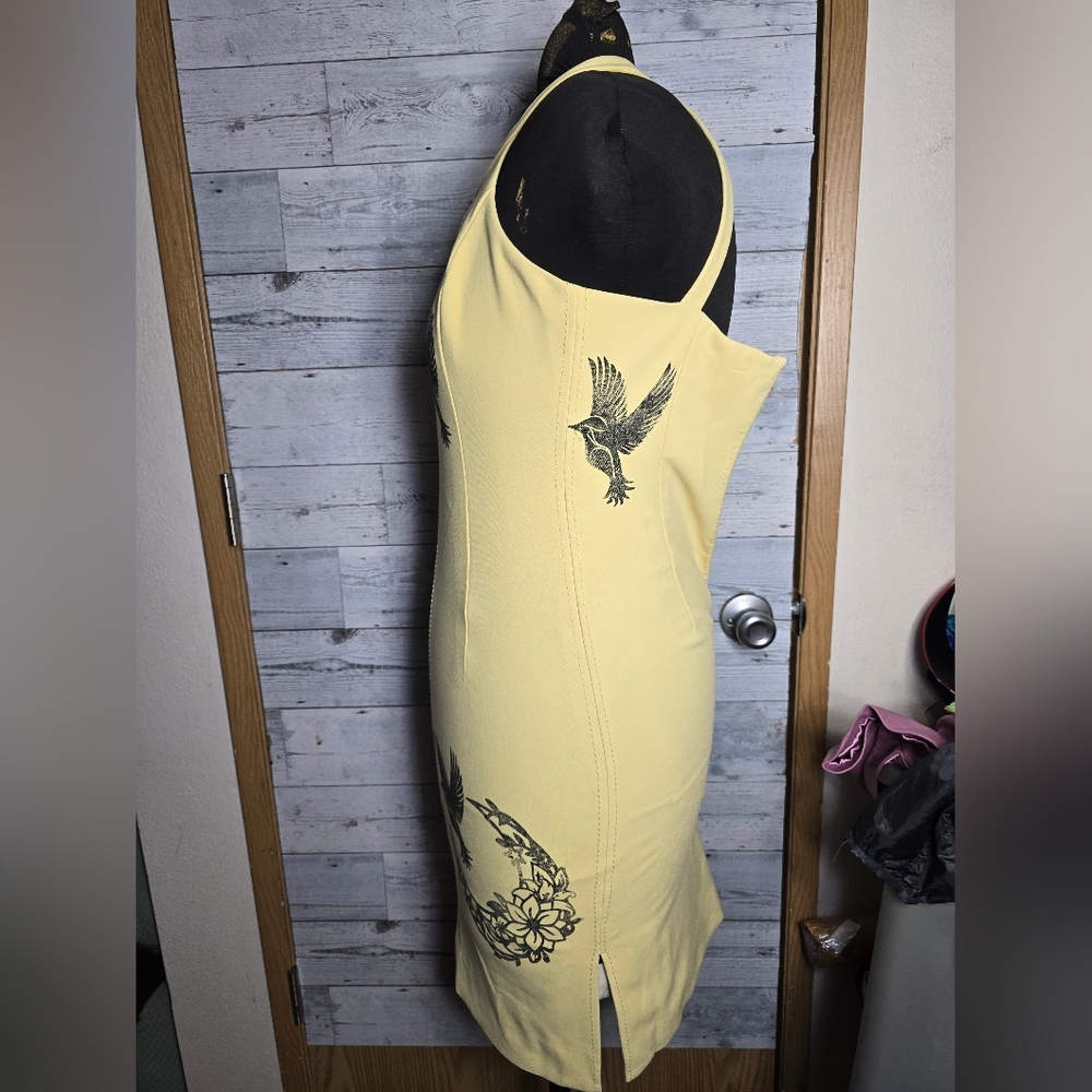 Elizabeth and James Imogen Yellow Dress with Hummingbird Print - Picture 9 of 12